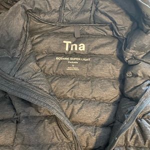 TNA Botanie light puffer jacket
